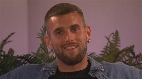 Love Island star Zachariah Noble unrecognisable in。